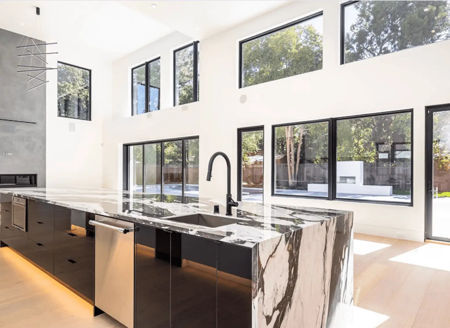 Bathroom Vanities & Cabinetry